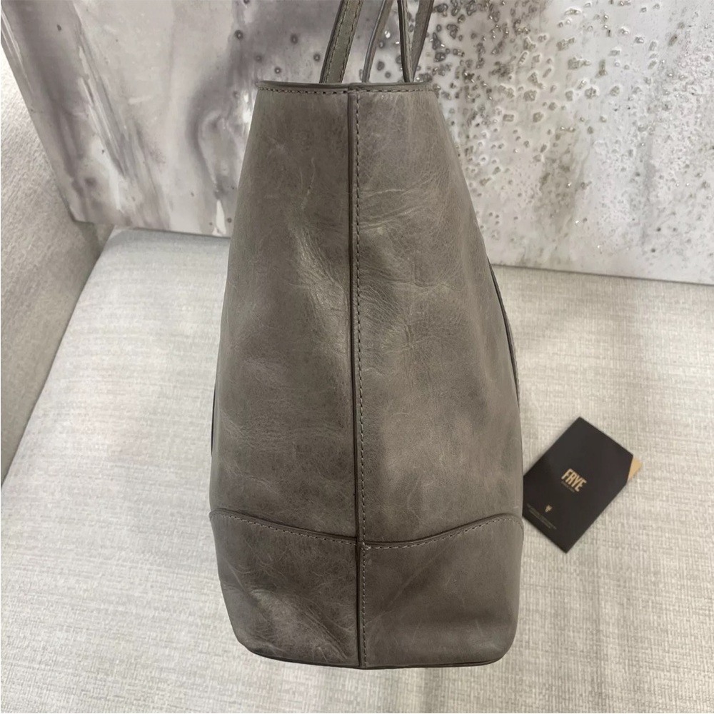🩶🤍Frye Melissa Leather Shopper Tote ICE Grey $358 - Picture 5 of 12